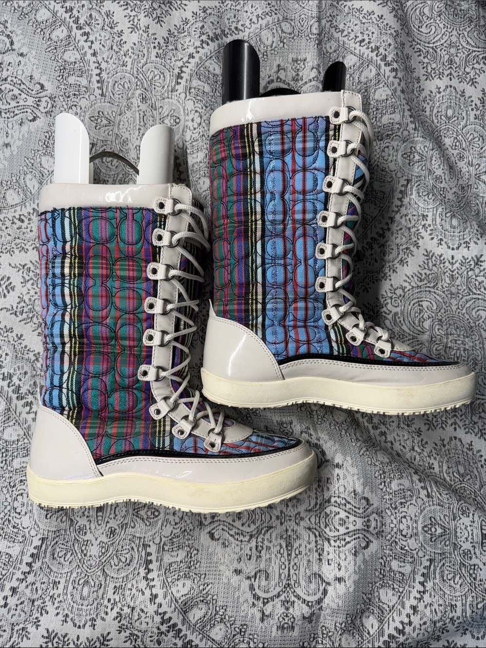 Coach - Multicolor Quilted Peggey Lace-Up Winter Boots - White Trim - Size 8